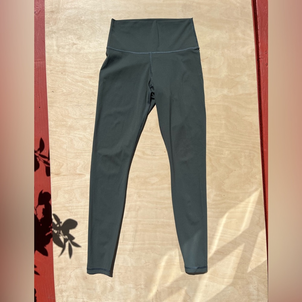 Everlane Perform Legging
